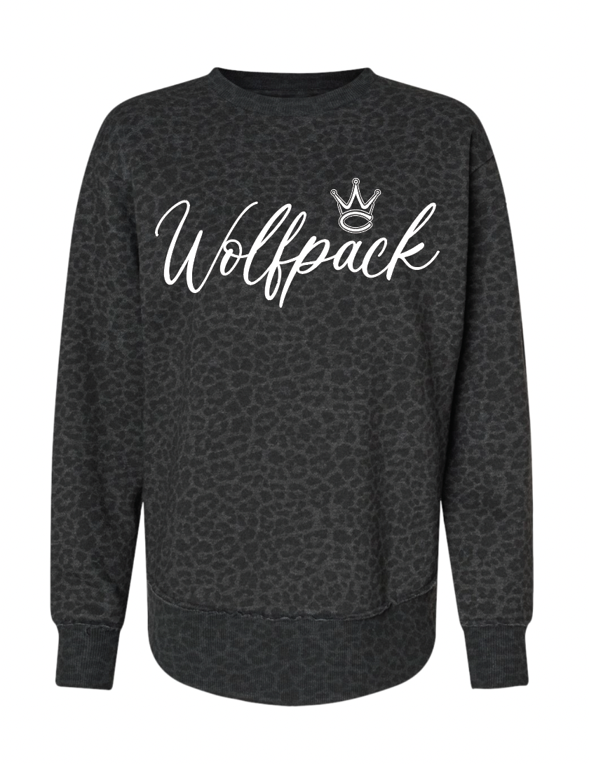 WOLFPACK SCRIPT WOMENS LAT Crewneck | WP